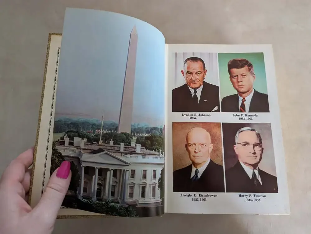 Webster's New World Dictionary of the American Language 1966 Hard Cover